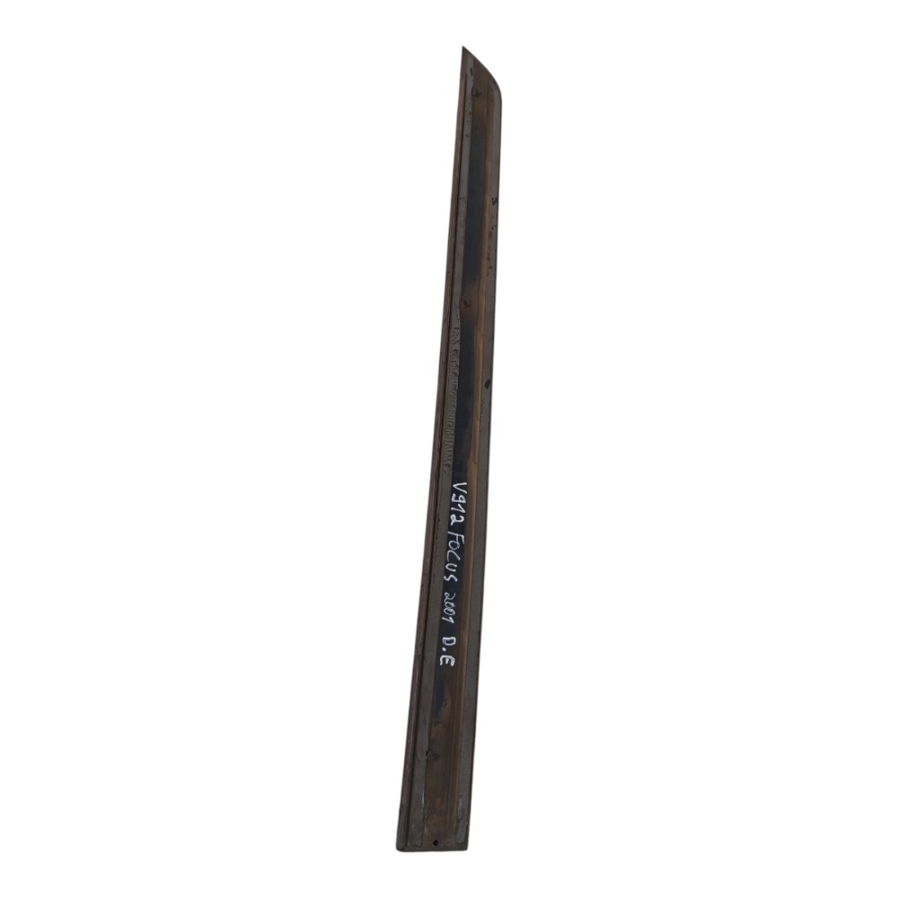 Friso Lateral Dianteira Esquerda Ford Focus 2000 A 2009 6