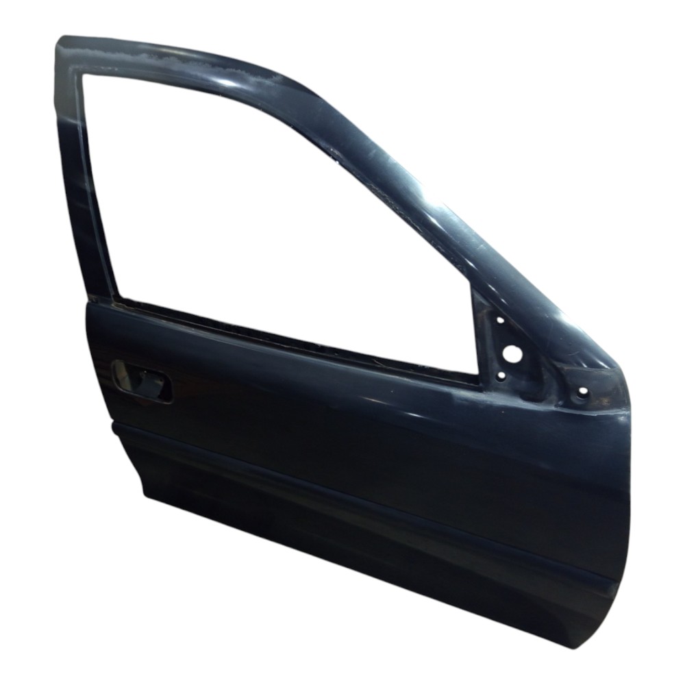 Porta Dianteira Direita Gm Chevrolet Vectra 1996 A 2005  Dianteira Direita 1