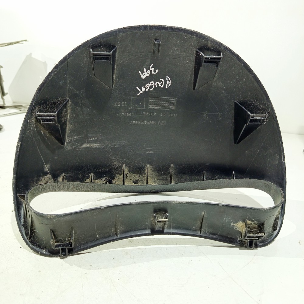 Moldura Acabamento Painel Instrumento Peugeot 206 2001 2011 7