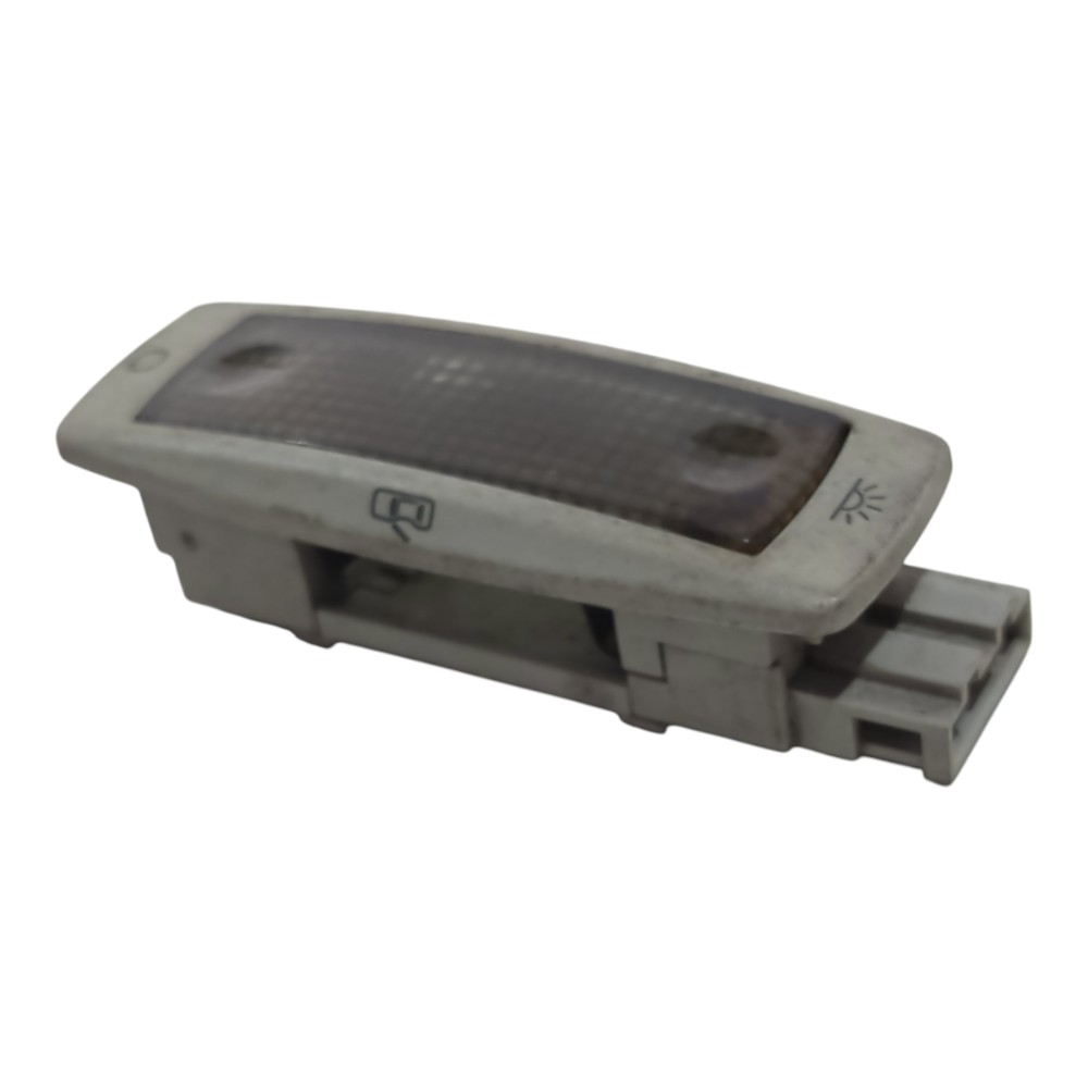 Luz Cortesia Teto Traseira Direita Vw Passat 1997 A 2000 3