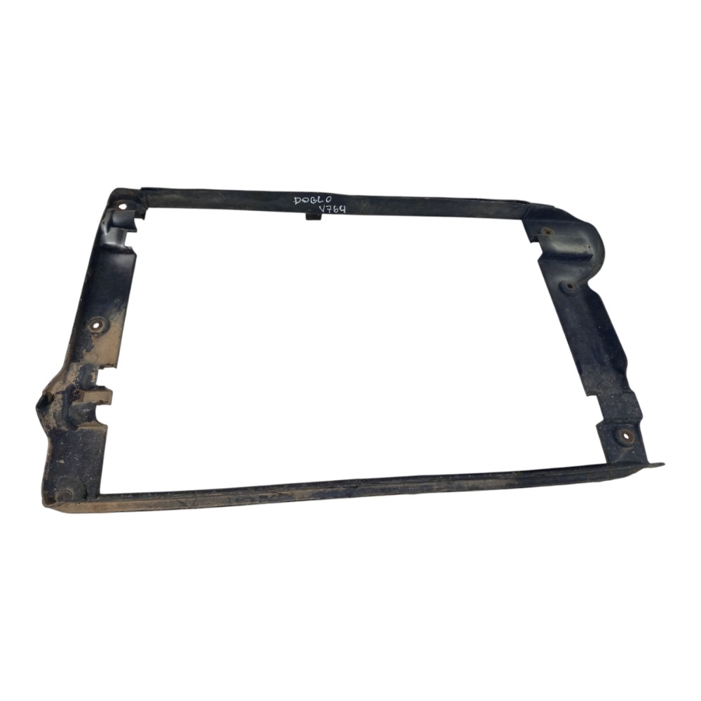 Defletor Convergedor Radiador Fiat Doblo 2003 2004 A 2012