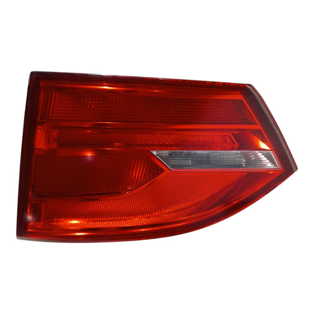 Lanterna Traseira Direita Volkswagen Jetta 2011 A 2014 3