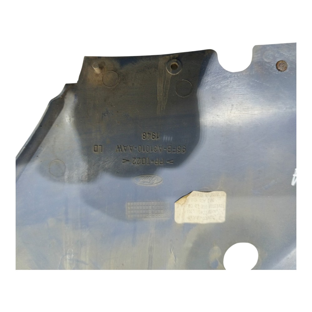 Acabamento Coluna Traseira Ford Fiesta 1996 1997 1998 A 2001 7
