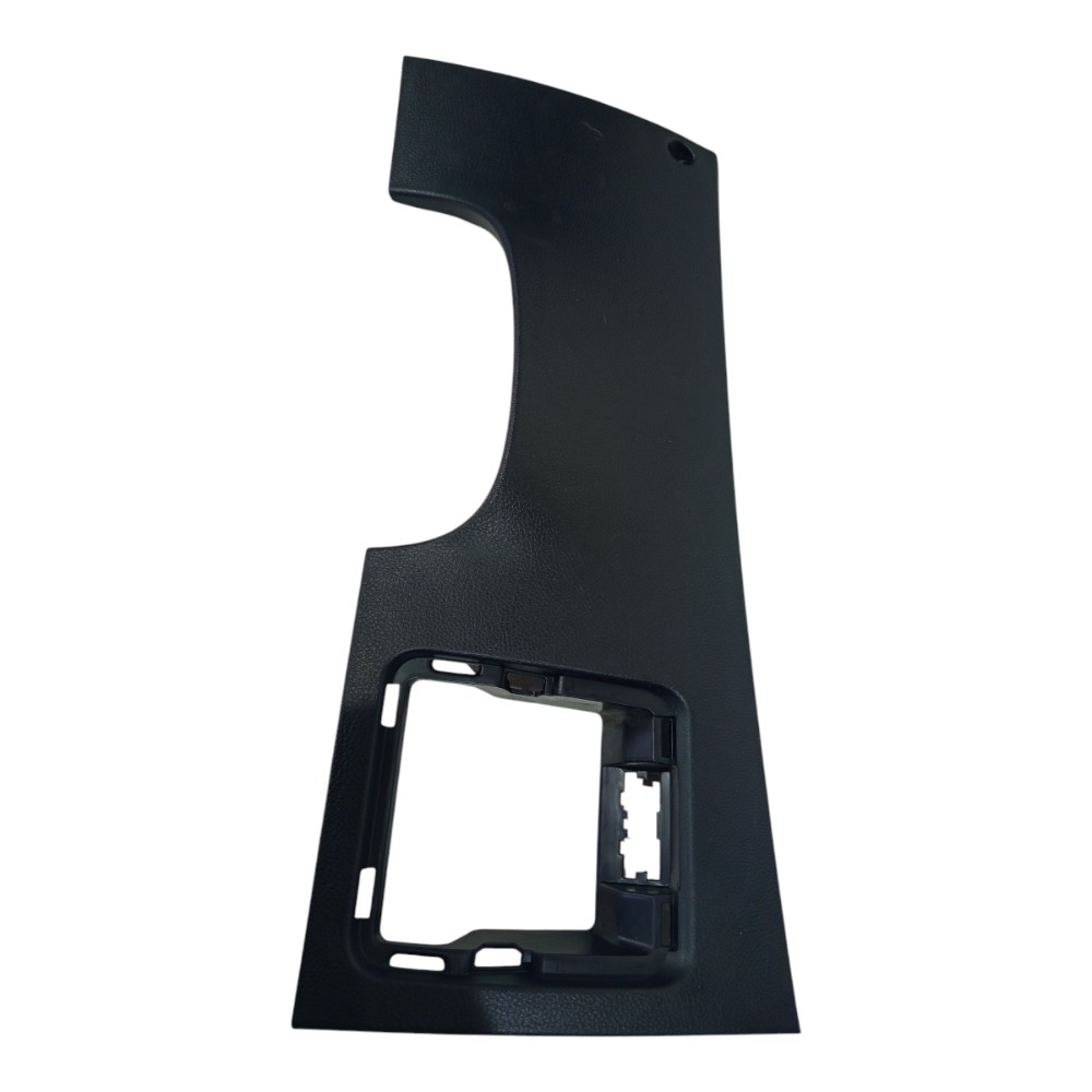 Moldura Inferior Painel Hyundai I30 1.8 2013 2014 A 2017 4