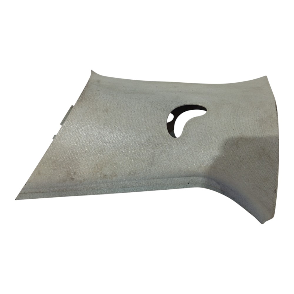 Moldura Coluna Traseira Direita Fiat Stilo 2008 2009 A 2012 2