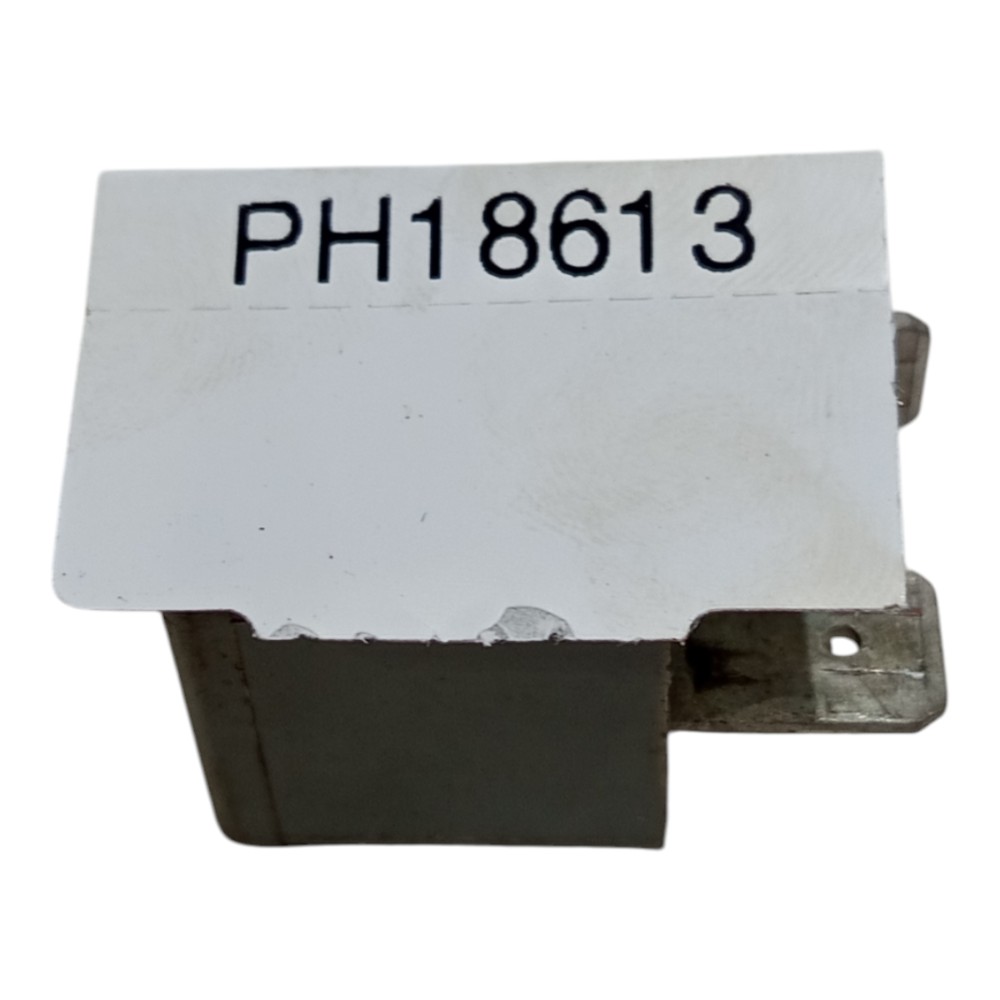 Rele ar condicionado Vw Audi A3 2000 a 2006 8