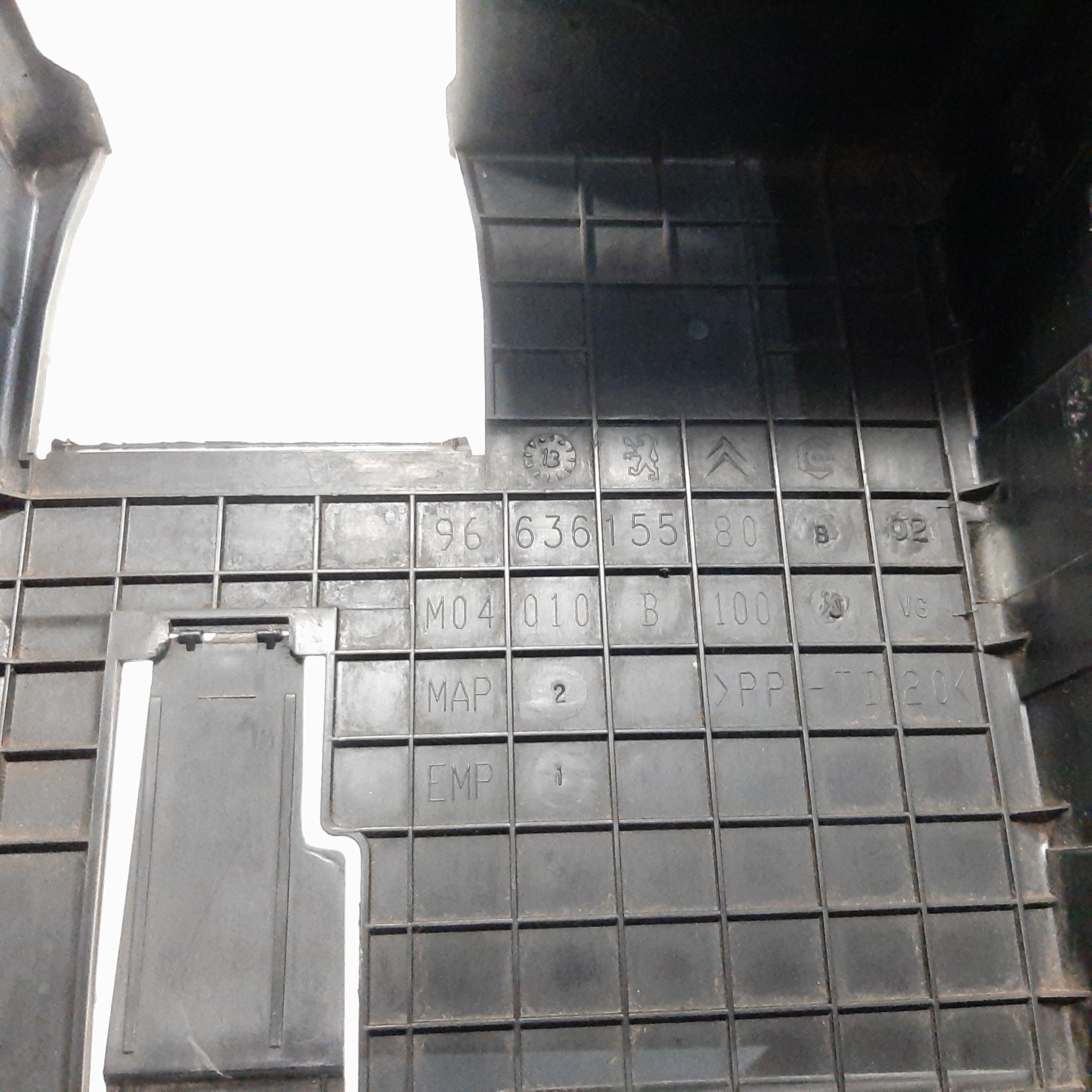 Suporte Caixa Bateria Citroen C4 2.0 Picasso 2009 A 2014 Preto 8