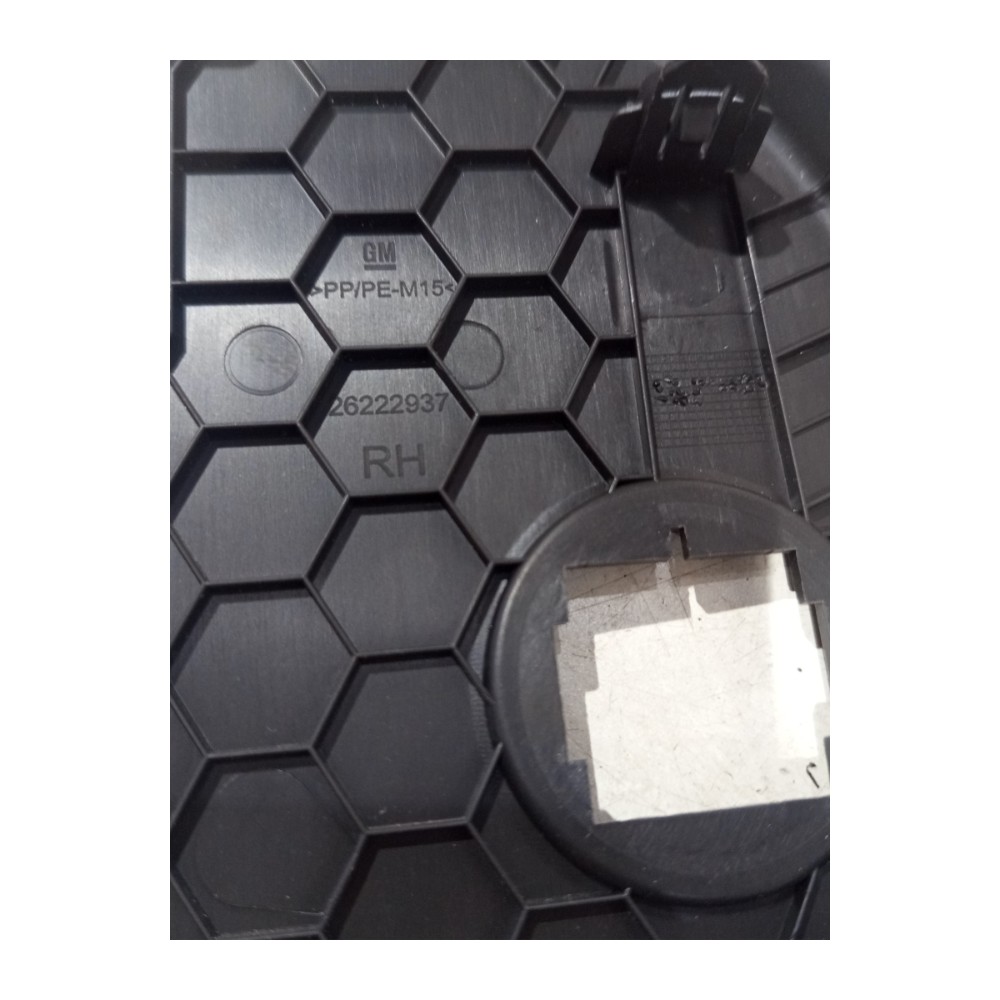 Acabamento Lateral Dianteiro Esquerdo Gm Tracker 2020 A 2024 3