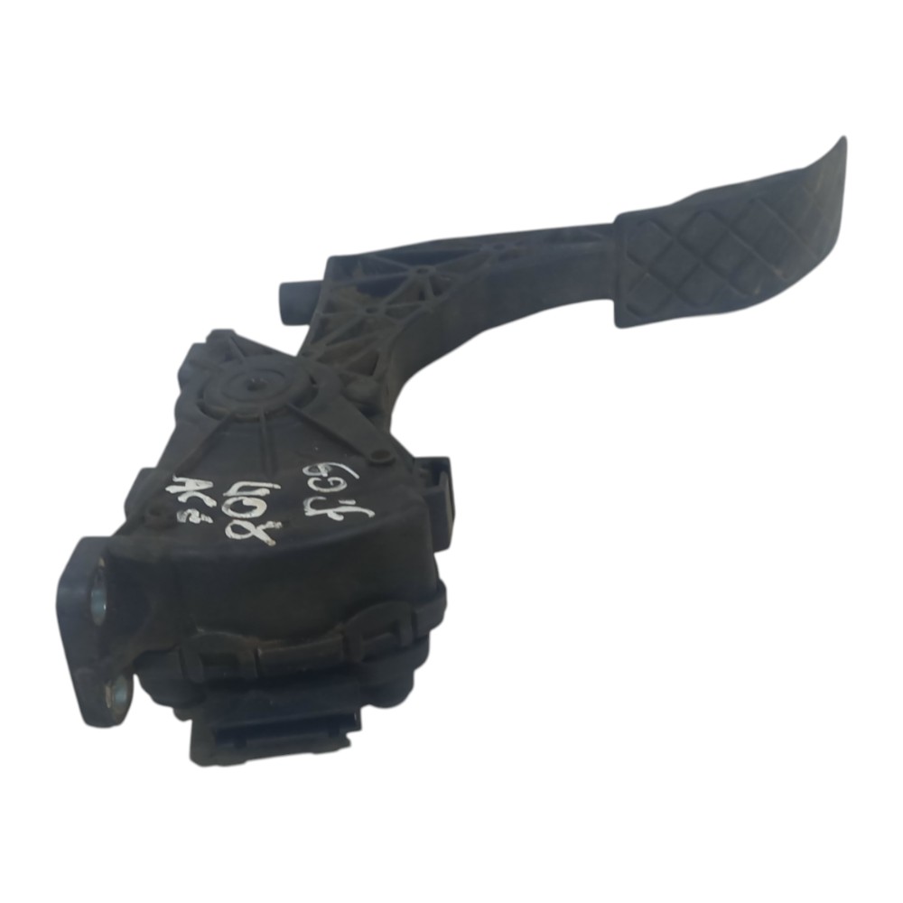 Pedal Acelerador Volkswagen Golf 1.6 8v 2000 2001 A 2006 7
