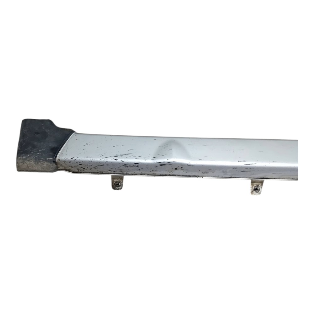 Soleira Spoiler Lateral Direito Nissan Livina 2009 A 2014 6