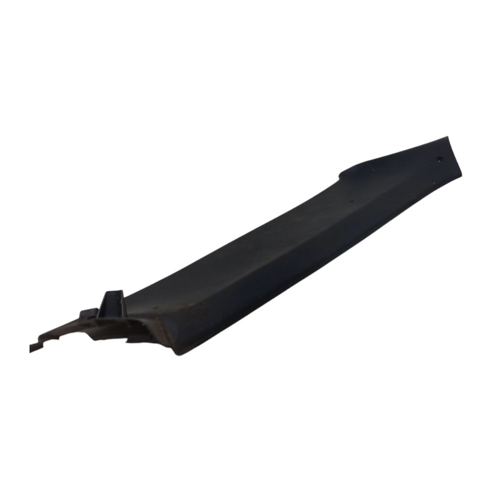 Coluna Lateral Traseira Esquerda Vw Passat 1995 1996 A 2001 5
