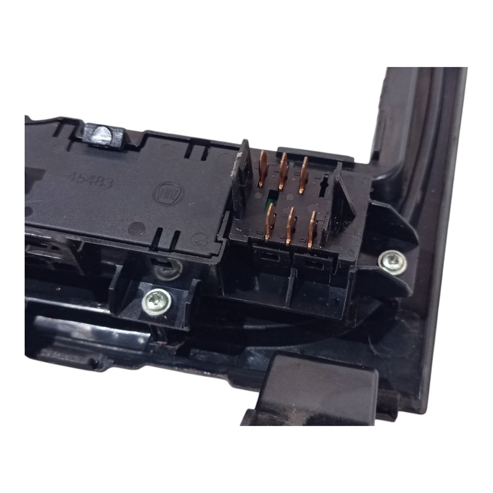 Moldura Painel Central Multimídia Fiat Siena 2012 A 2021 Preto 5