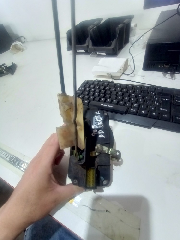 Tranca Fechadura Porta Dianteira Direita Gm Vectra 1996 1997 7