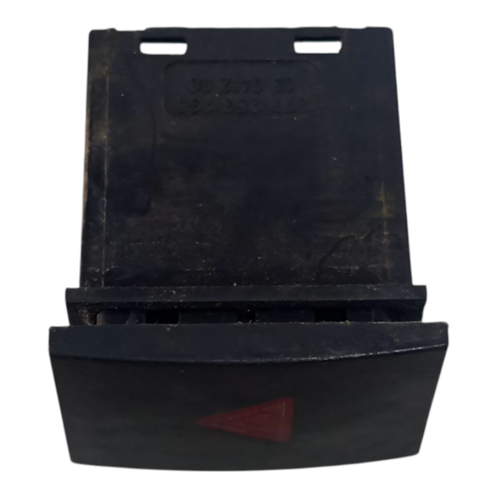 Botão Pisca Alerta Volkswagen Gol 1995 1996 1997 A 1999 Preto 3