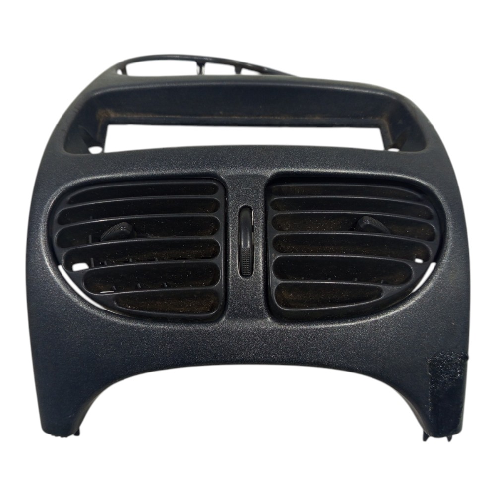 Moldura Painel C/difusor Ar Peugeot 206 2001 2002 03 A 2009 1