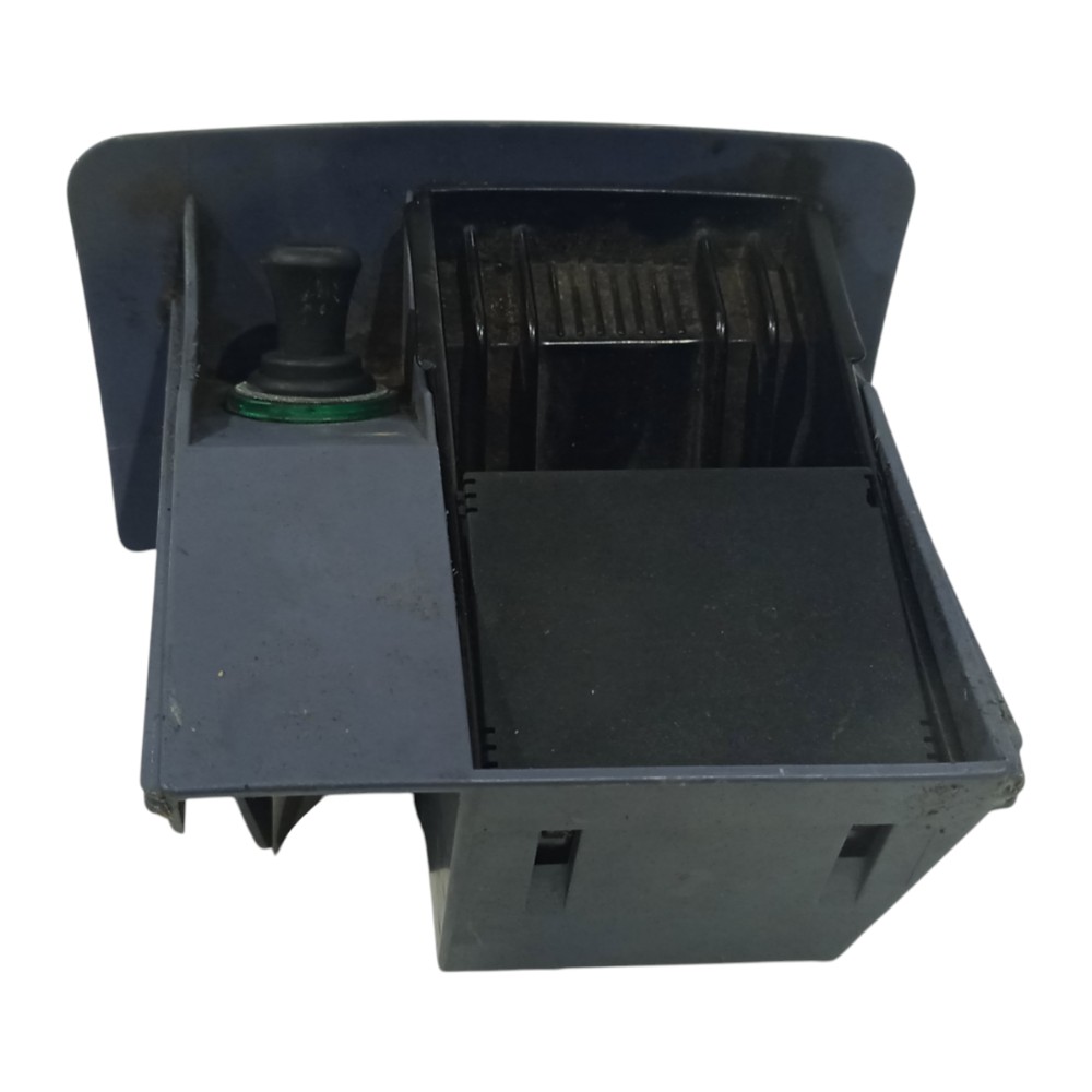 Cinzeiro Central Ford Fiesta 1996 1997 1998 1999 2000 A 2002 7