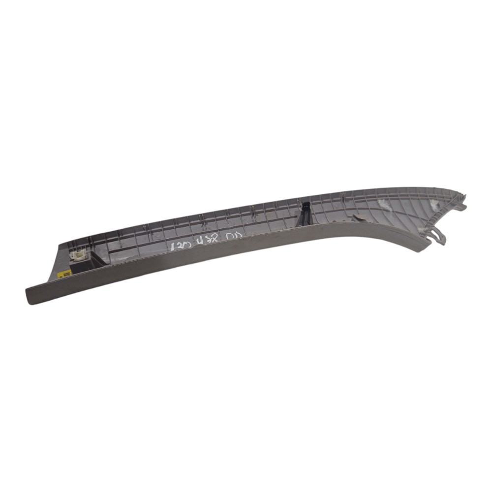Moldura Interna Coluna Direita Hyundai I30 2013 2014 A 2016 5