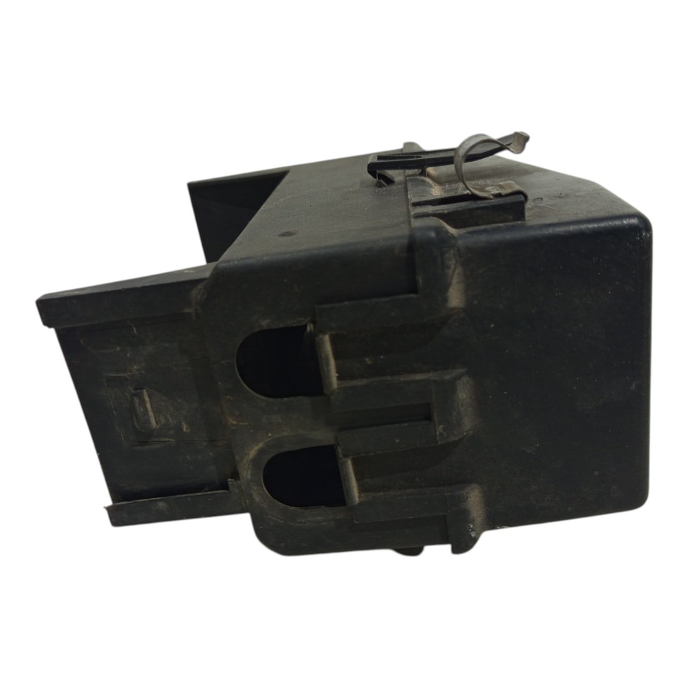Suporte Caixa Rele Fusível Gm Vectra 1997 1998 1999 A 2005 8