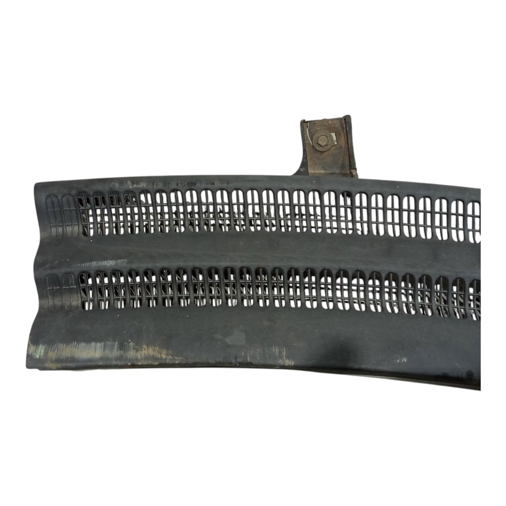 Moldura Churrasqueira Direita Gm Corsa 1994 1995 96 A 2002 6
