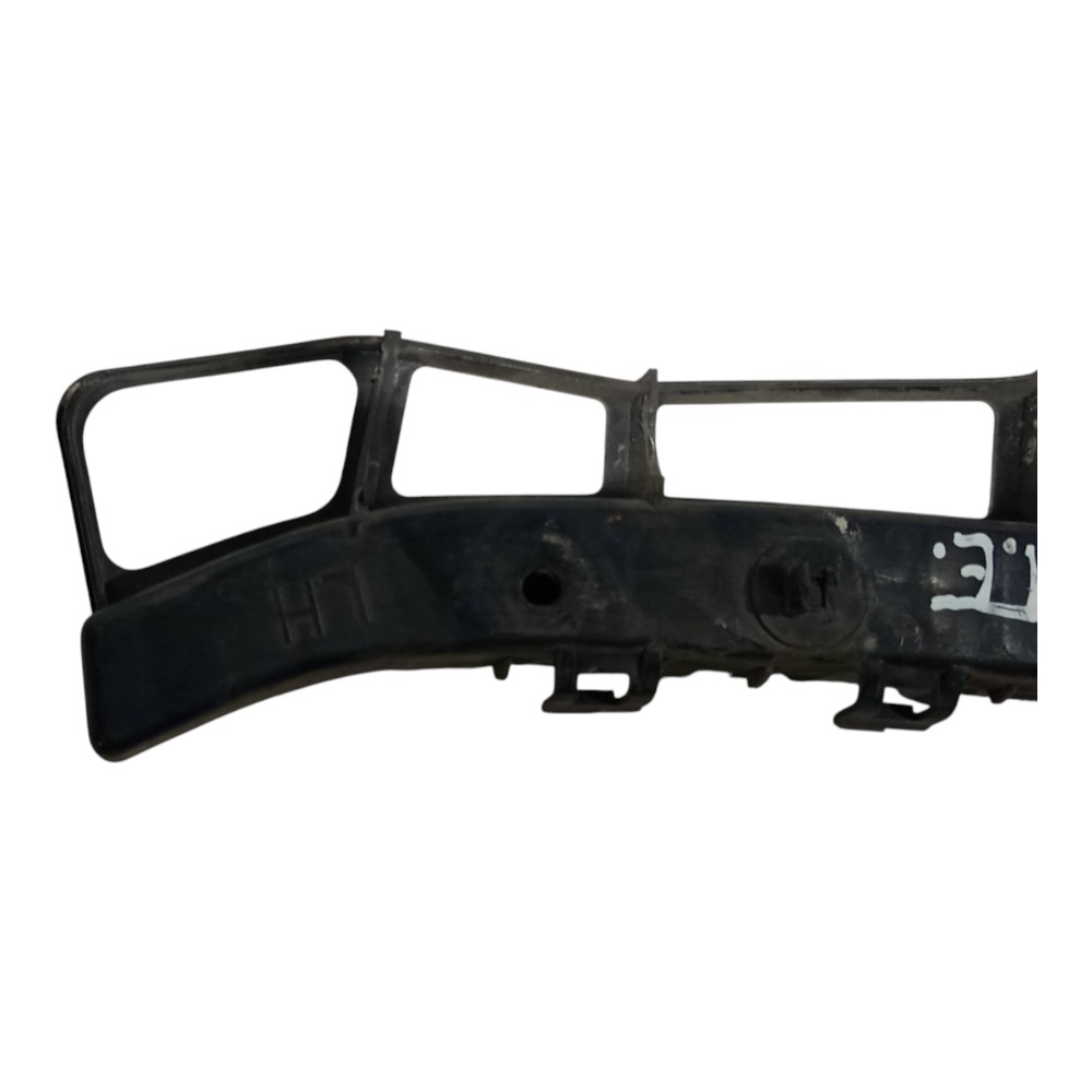 Guia Parachoque Traseiro Esquerdo Hyundai I30 2007 A 2012 6