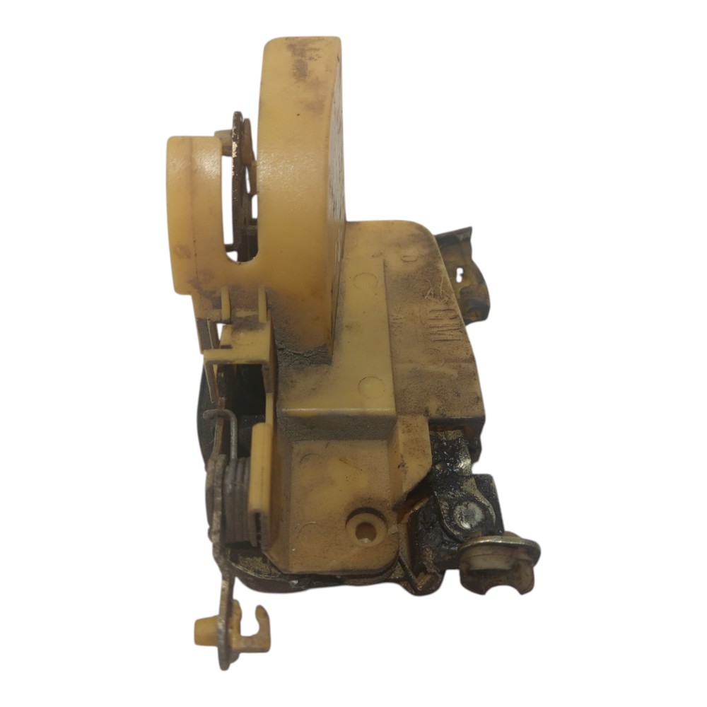 Fechadura Porta Dianteira Direita Gm Corsa 1997 1998 A 2010 1