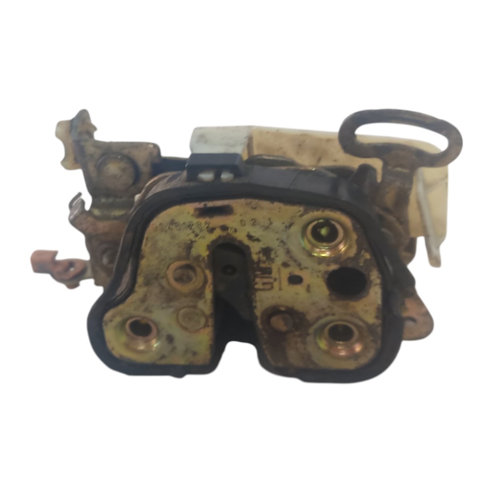 Fechadura Dianteira Direita Gm Chevrolet Corsa 1994 A 2002 2