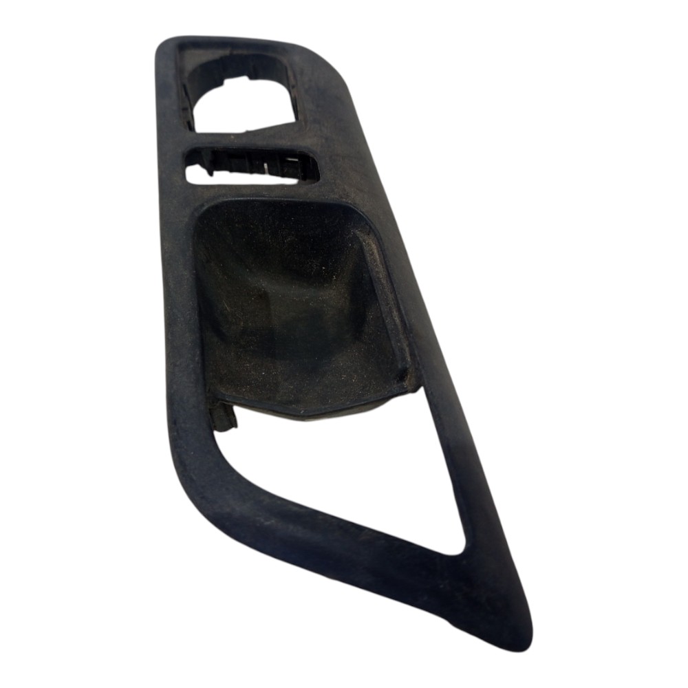 Moldura Maçaneta Interna Dianteira Vw Polo 2007 A 2011 Preto Dianteira 1