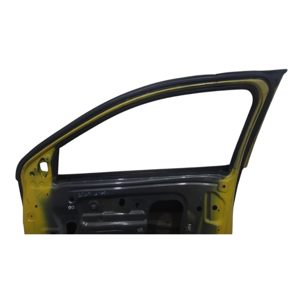 Porta Dianteira Direita Gm Cobalt 2013 A 2020 Detalhes Dianteira Direito 3