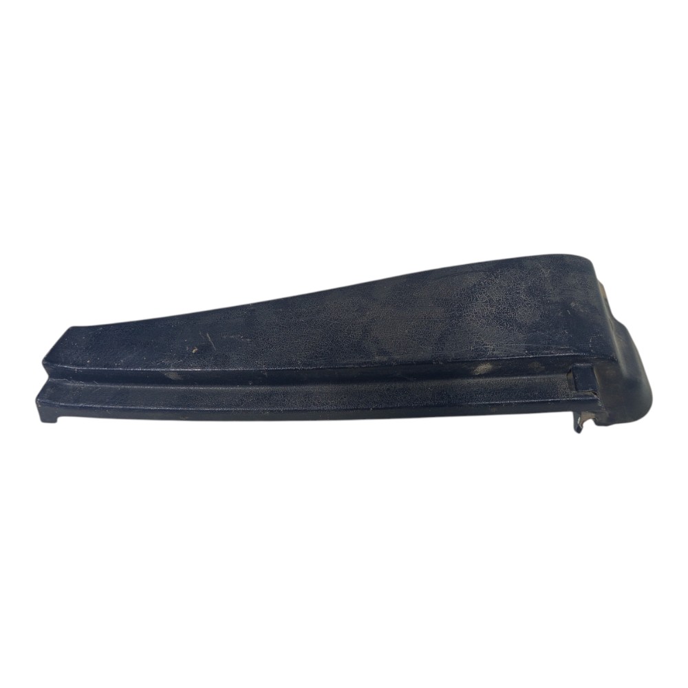 Suporte Tampão Bagagito Esquerdo Vw 1993 1994 1995 96 A 1999 Preto 8