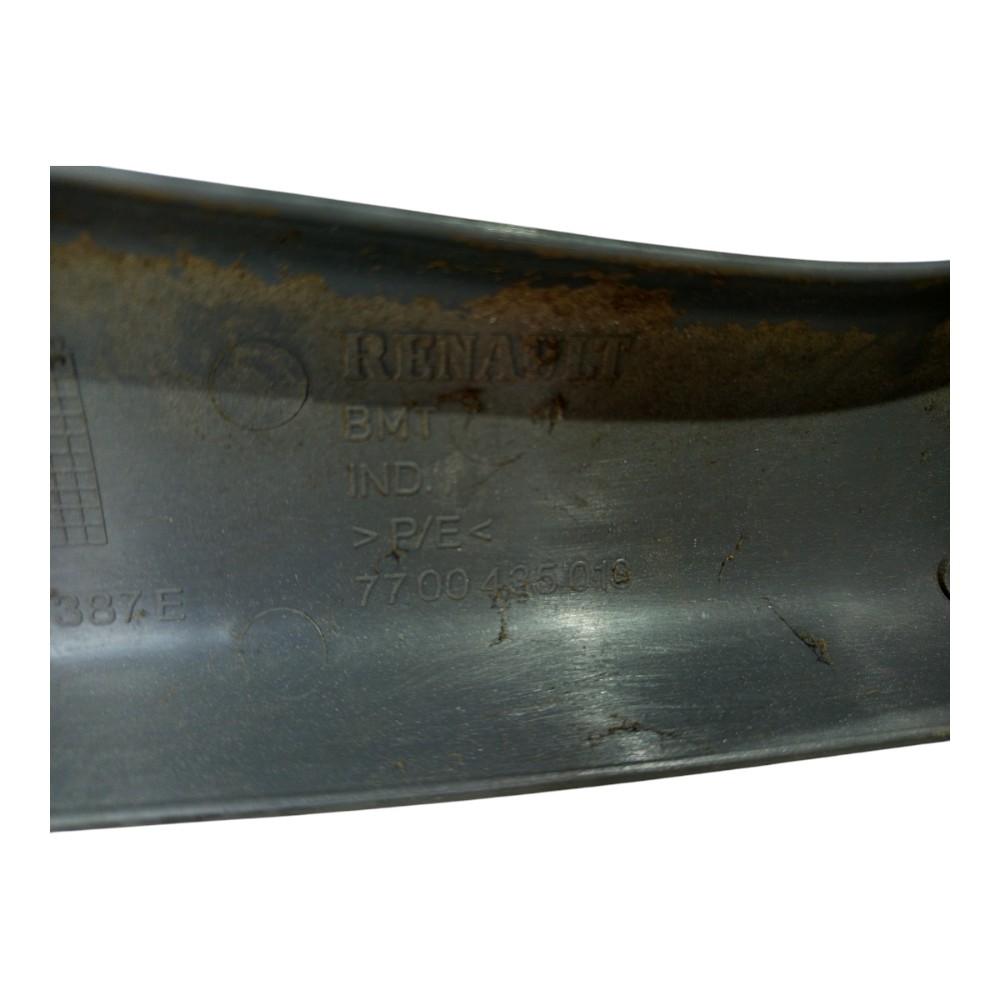 Acabamento Soleira Traseira Esquerda Renault Clio 2000 A 12 5
