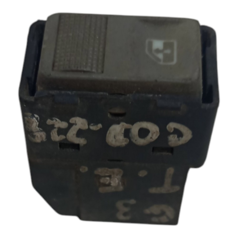 Interruptor Vidro Traseiro Esquerdo Parati Gol G3 99 A 2005 7