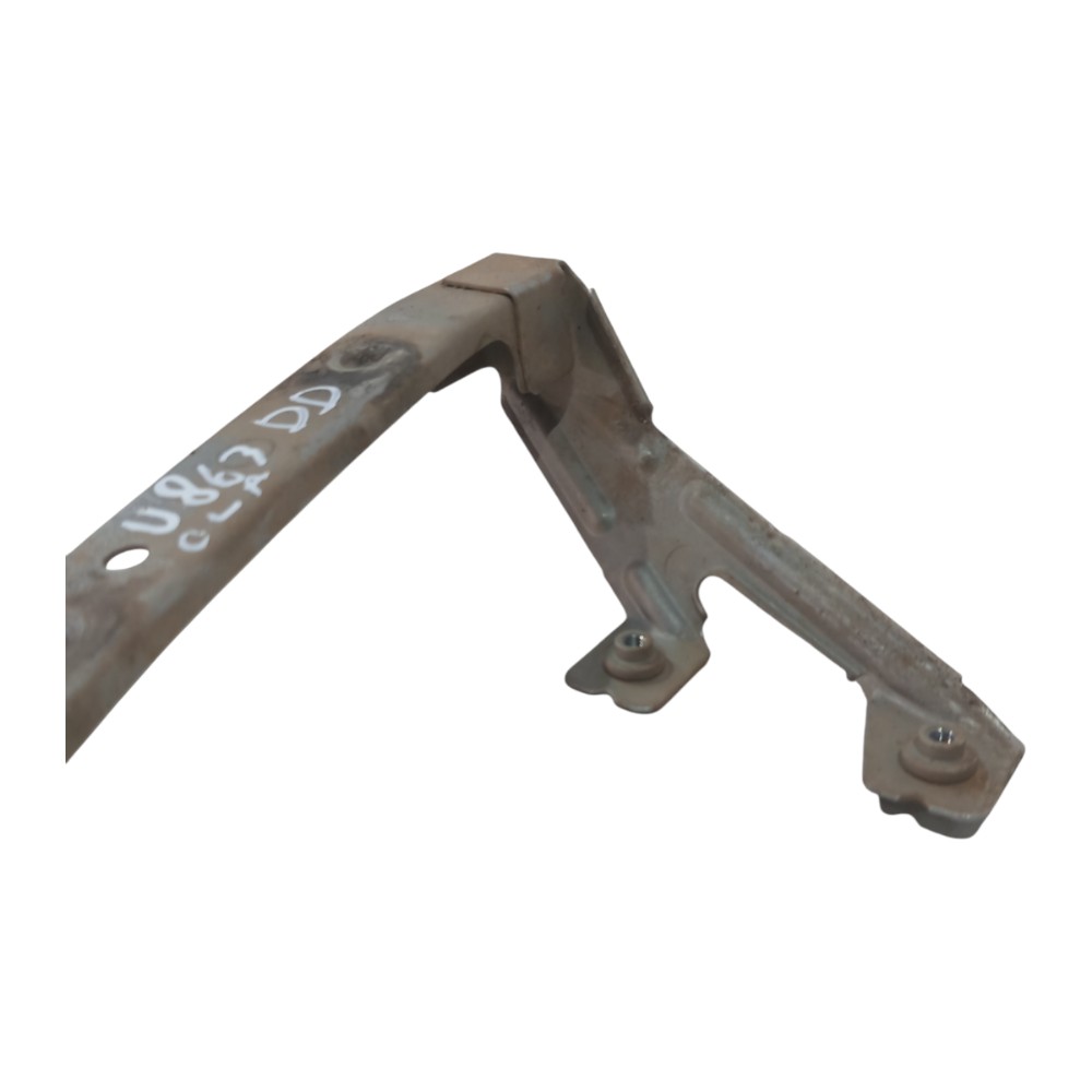 Suporte Guia Fixação Farol Direito Mercedes Clasa160 A190 03 6