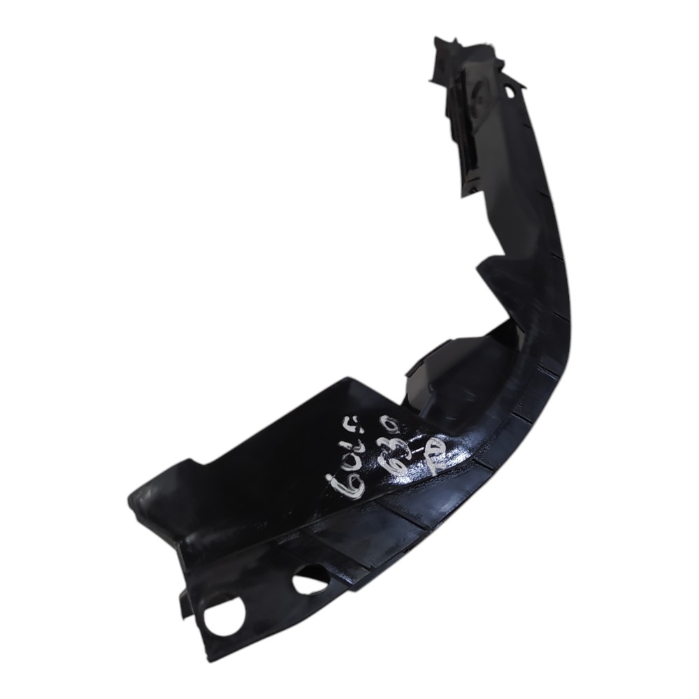 Suporte Guia Parachoque Traseiro Direito Vw Golf Mk4 99 A 06 5