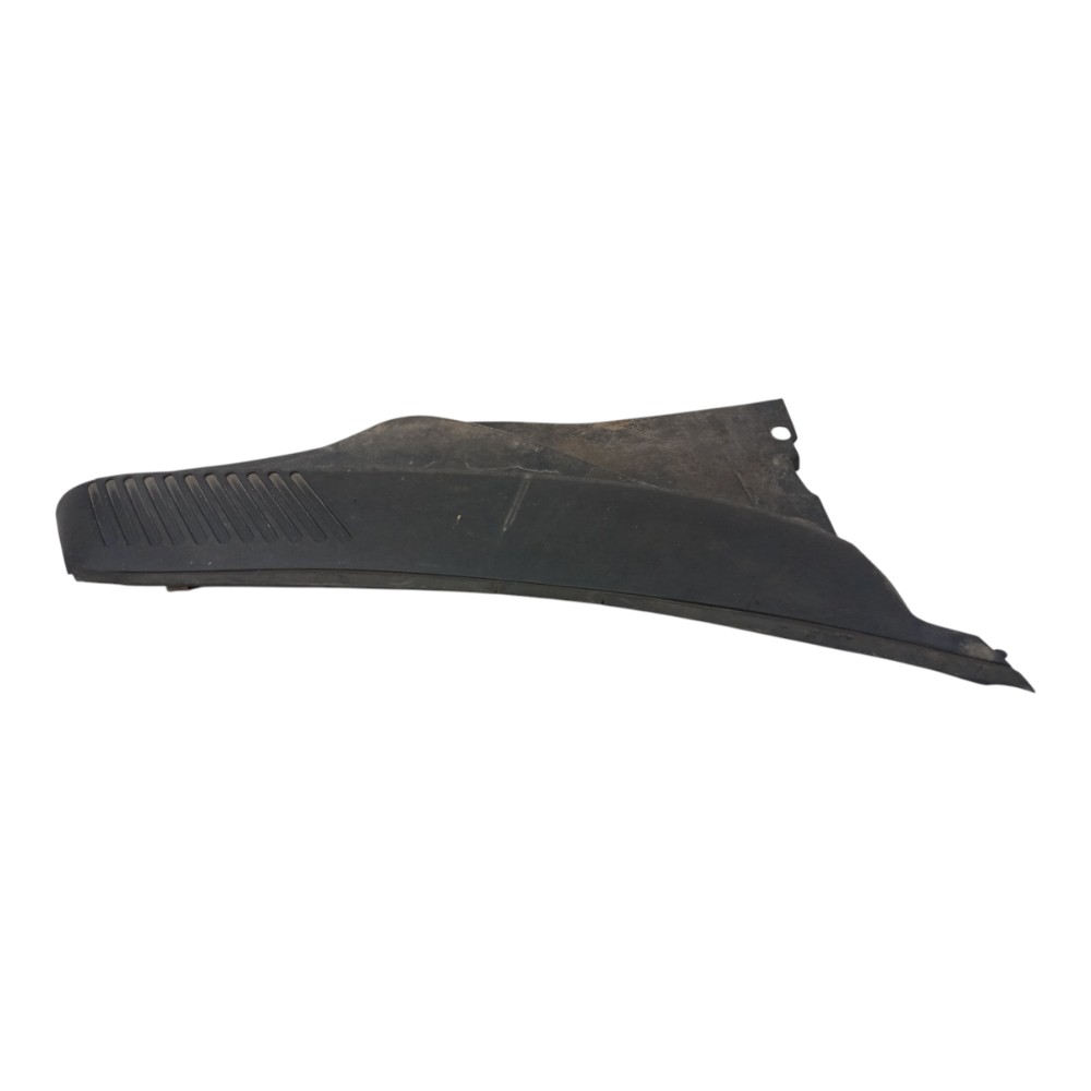 Grade Churrasqueira Direita Externa Clio 1999 2000 A 2002