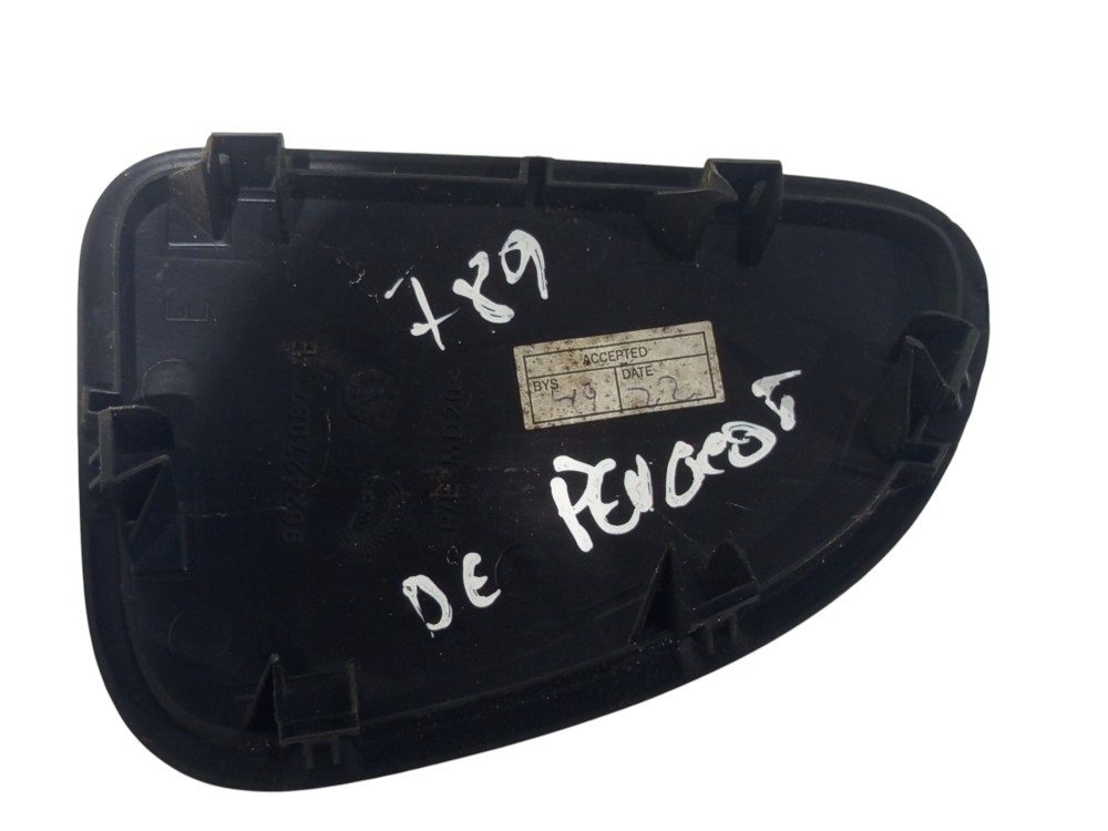 Tampa Lateral Painel Esquerda Peugeot 206 1999 2000 A 2010 2