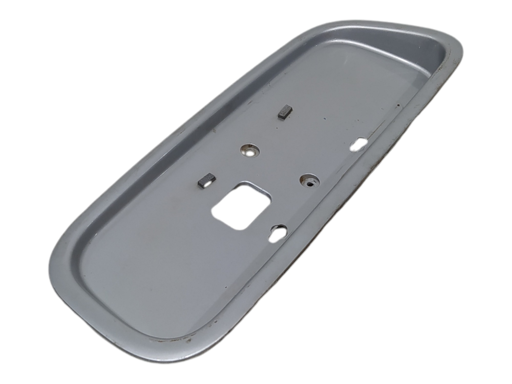 Acabamento Placa Traseira Hyundai Accent 1995 1996 A 1999 Prata 1
