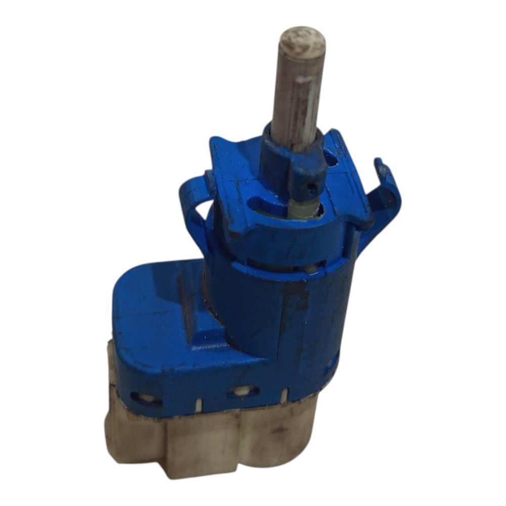 Interruptor Segurança Pedal Freio Freelander 2 2006 A 2014 3