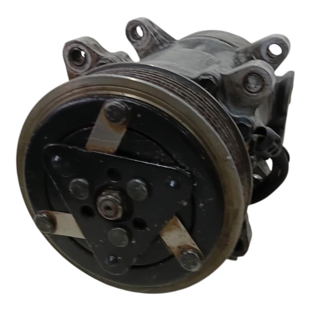 Compressor Ar Cond P/retirada Peças Peugeout 206 2008 A 2011 4