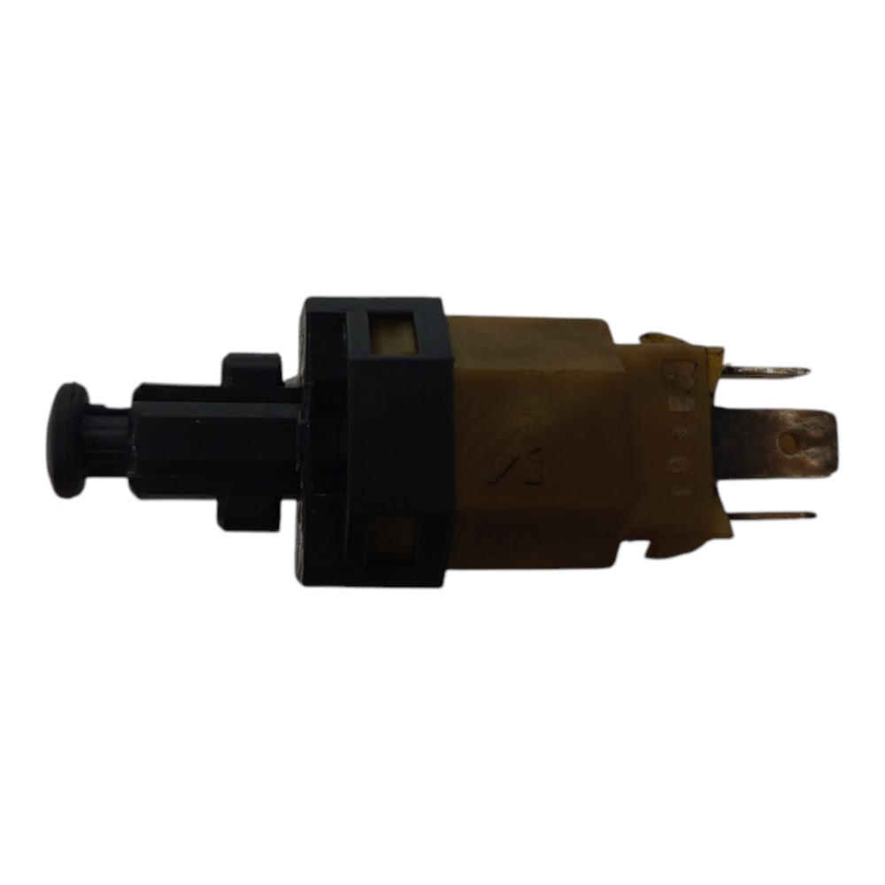 Sensor Interruptor Pedal Brake Chery Celer 2015 4
