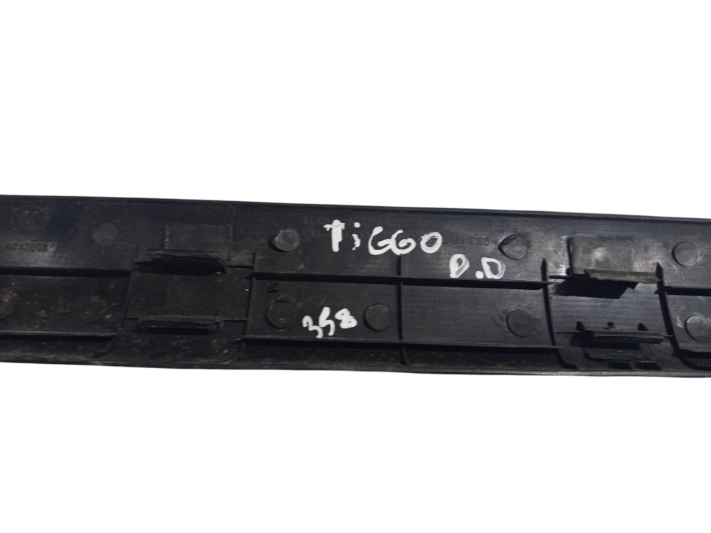 Moldura Soleira Dianteira Direita Chery Tiggo 2010 A 2015 Preto 7