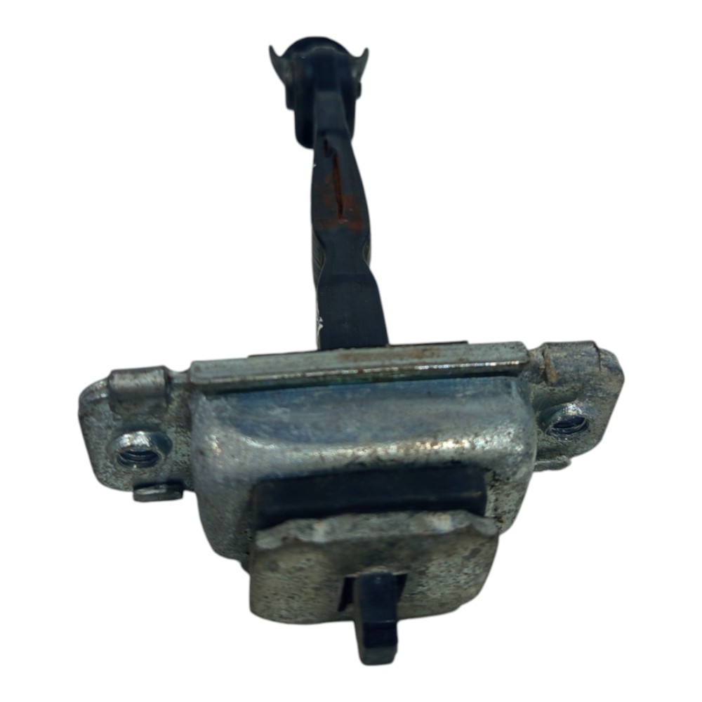 Limitador Porta Dianteira Esquerda Hyundai I30 2009 A 2012 3