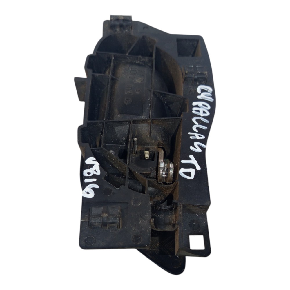 Maçaneta Interna Direita Citroen C4 Pallas 2008 2009 A 2013 Preto E Cromado Dianteira/traseira 8