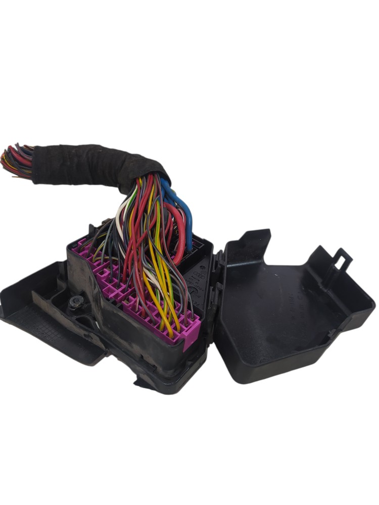 Caixa De Fusíveis Volkswagen Audi 2000 2001 2002 2003 A 2005