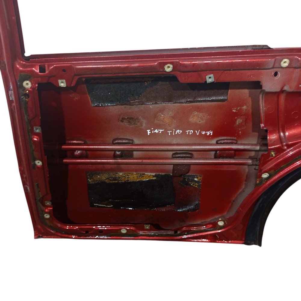 Porta Traseira Direita Fiat Tipo  1993 1994 1995 A 1997 Traseira Direito Vermelho 5