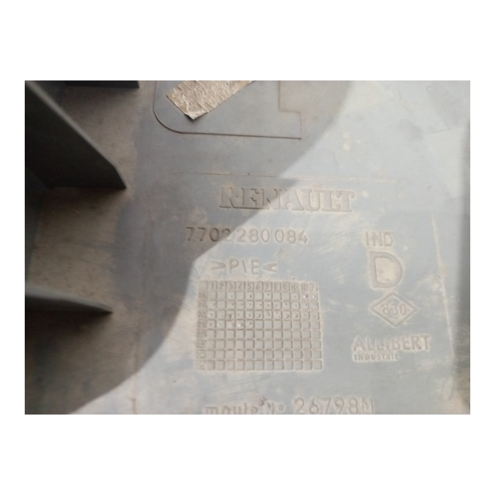 Moldura Porta Dianteira Direita Renault Scenic 2001 A 2012 Cinza 9