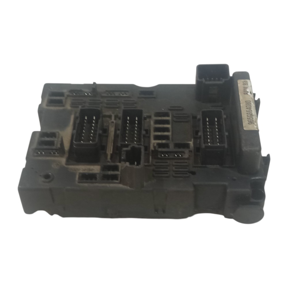 Caixa Fusiveis Bsm Citroen C3 C4 Peugeot 206 207 2008 A 2011 4