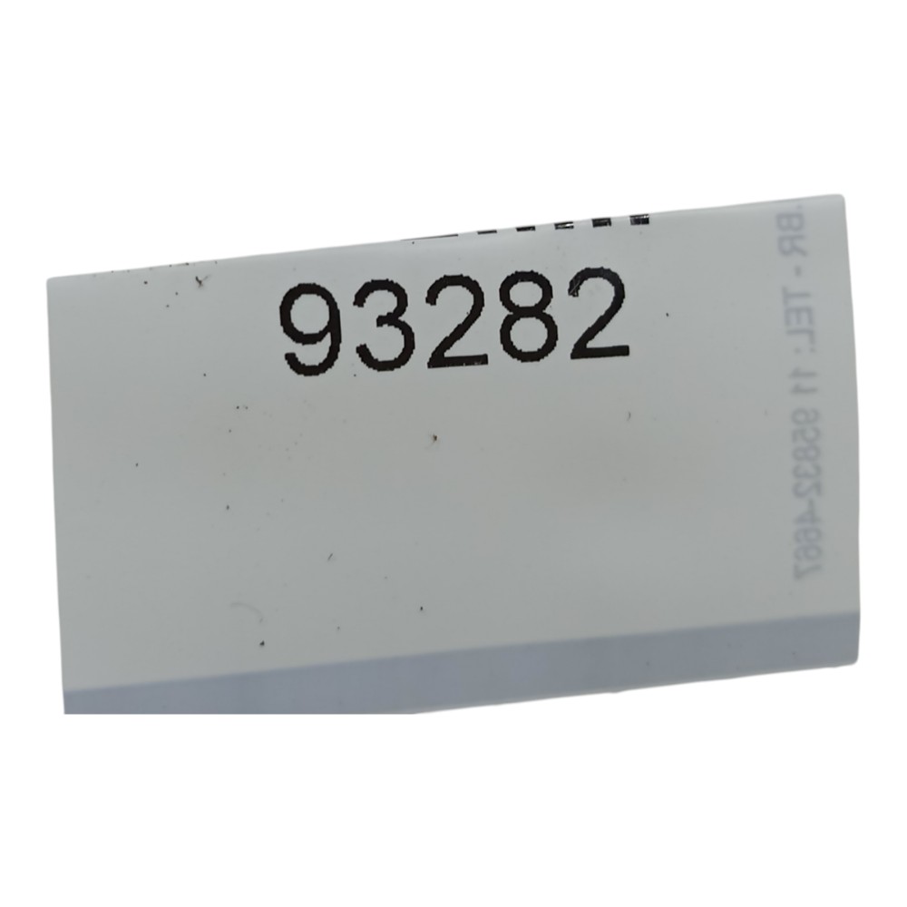Tampa Lateral Esquerda Painel Peugeot 206 207 2000 A 2010 8
