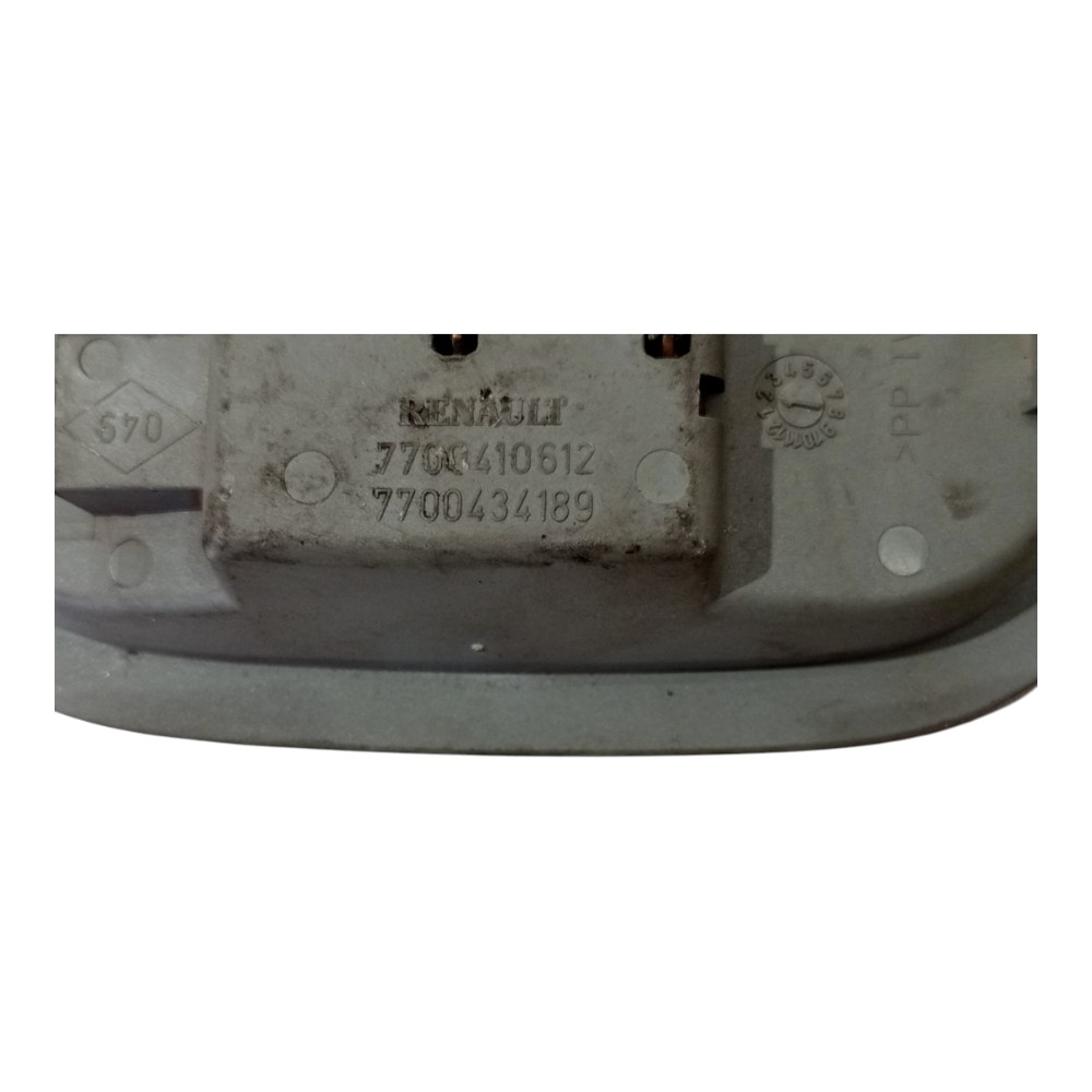 Luz Teto Cortesia Renault Clio C/avaria 2000 2001 A 2012 4