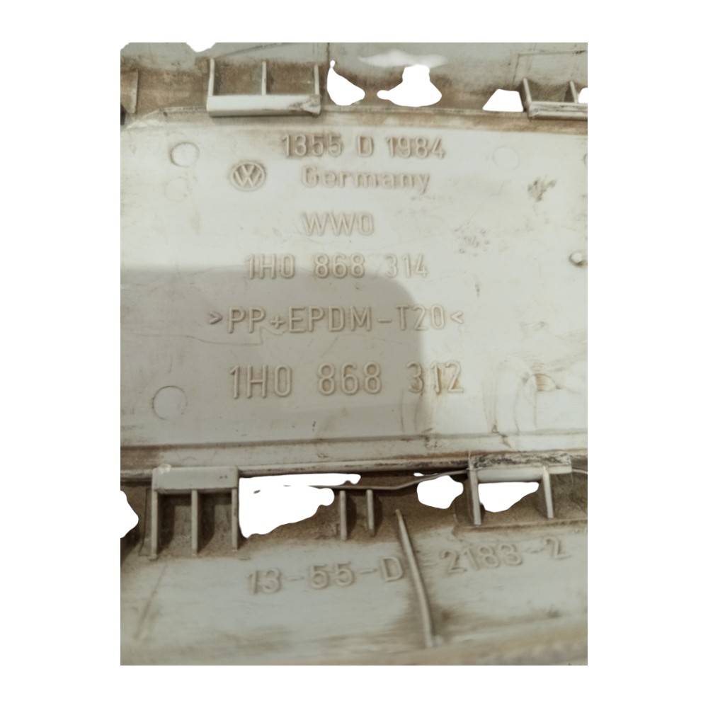 Moldura Coluna Direita Volkswagen Golf 1.8 8v 1995 A 1998 6