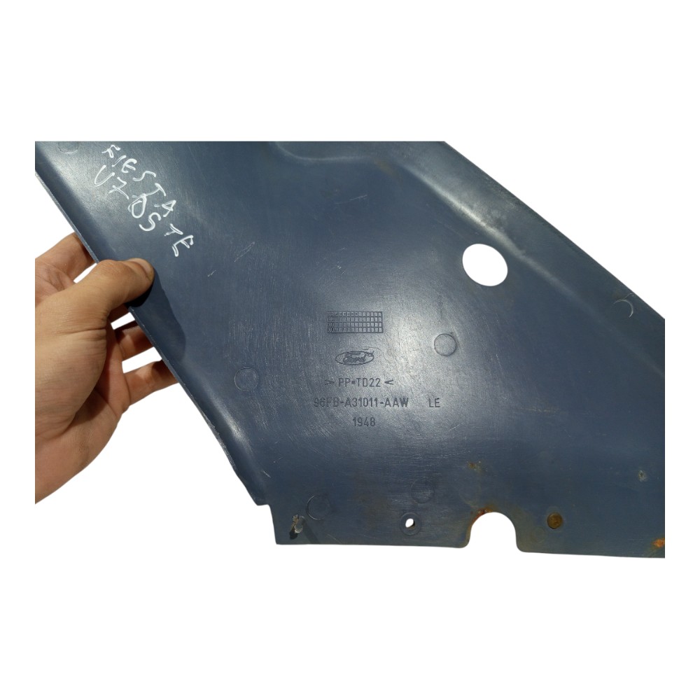 Moldura Coluna Traseira Esquerda Ford Fiesta 1996 A 2002 3